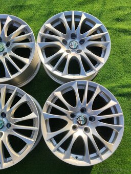 ALU ALFA ROMEO GIULIETTA 5X110 R16' - 10