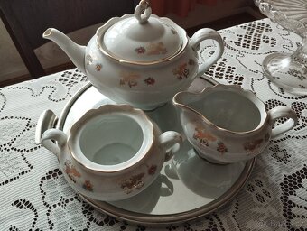 Sklo, porcelán - 10