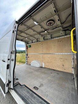 VW Crafter L2H2 2018 - 10