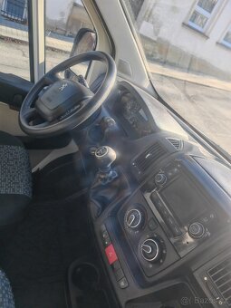 Peugeot Boxer 2.0 HDI 96Kw 2019 Luxusní stav TZ 2,5t 3 mista - 10
