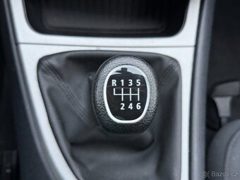 BMW Řada 1 116i 2010 KLIMA, ALU, 2.MAJ. koupeno v ČR - 10