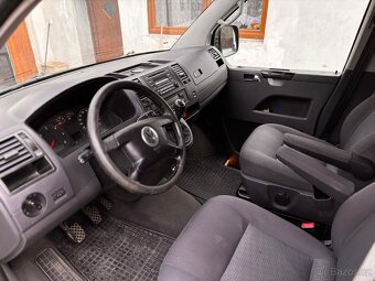 Volkswagen Caravelle T5 
2.5 TDi
128 KW - 10