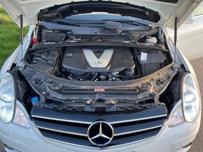 Mercedes R - 10