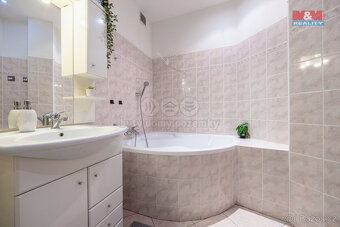 Prodej bytu 3+kk, 103 m², Praha, ul. Na břehu - 10