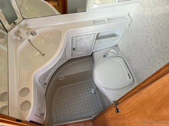 Karavan Hobby De Luxe Easy+Předstan - 10