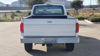 Ford F250 XL custom light duty - 10