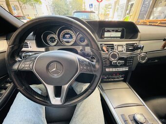 Mercedes-Benz E 220 CDI - 10