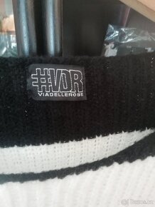 Svetrové, značkové "párající se" šaty Via Delle Rose, XL - 10