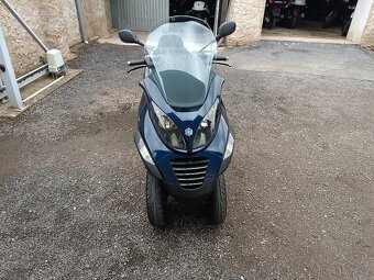 Piaggio mp3 125 Cz doklady v ceně - 10