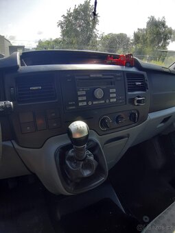 Ford Transit 2.2d  9 míst - 10