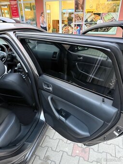 🏎 Honda Accord 2.2 i-CTDi Tourer (2008) - 10