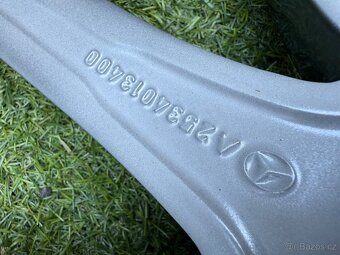 NOVÁ SADA MERCEDES E AMG GLC - LETNÍ ORIGINÁLNÍ 245/40 R19 - 10