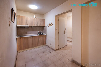 Prodej, rodinný dům, Úherce, ul. Náves - 10