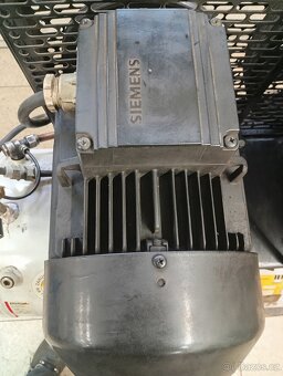KOMPRESOR SCHNEIDER UNI 620-90D - 10