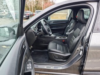 Arkana engineered 1.6E-Tech full hybrid145 69kW referenční - 10