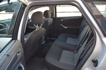 Ford Mondeo 2.0i/2010/MANUÁL/TAŽNÉ/AUT-AC/ - 10