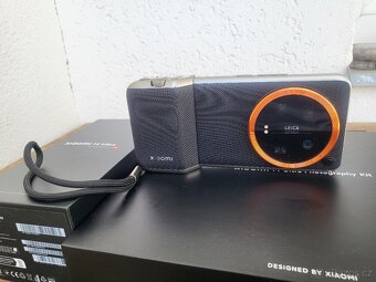 Xiaomi 14 ultra 512gb +photo kit zánovní stav vymenim - 10
