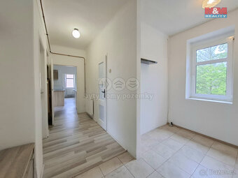 Pronájem bytu 2+1, 60 m², Toužim, ul. Plzeňská - 10