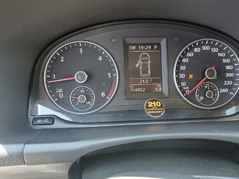 VW TOURAN 2,0 TDI DSG - 10