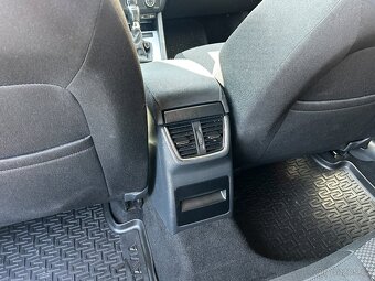 Škoda Octavia 1,6 TDi 77kW DSG, r.v. 2015, nová STK - 10