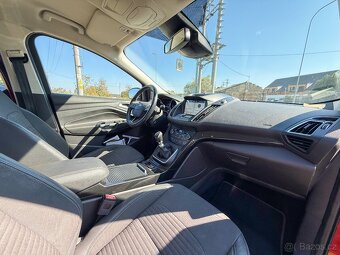 Ford Kuga 1.5 benzín 110Kw 2017 na opravu nebo ND - 10