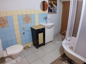 Přetvořte si tento dům k obrazu svému - RD Kyjov - 10