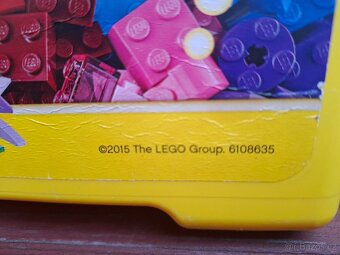 LEGO - MIX - 1,2 kg s boxem - 600 Kč - 10