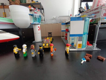 LEGO City 3182 Airport +návod - 10