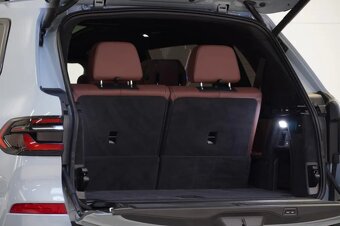 BMW X7, 40D,M-PAKET,HUD,TAŽNÉ,ČR.1.MAJ - 10