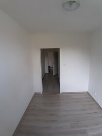 Pronájem bytu 3+1 66m² Olomouc-Holice - 10