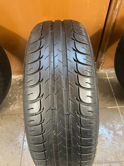 Prodám gumy 185/60/15 - 10