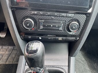 Škoda Octavia II RS 2.0 147kW Combi - 10