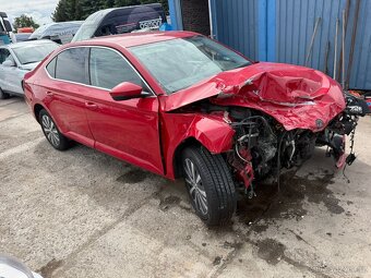 Skoda superb STYLE 2.0Tdi DSG 147kw 132TKM 2022 - 10