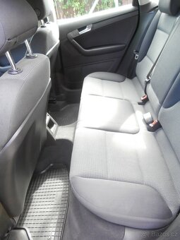 Prodám Audi A3, 1,6i Sportback, rok 2006 - 10