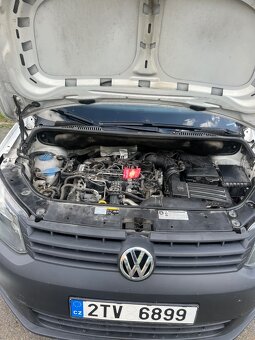 Volkswagen Caddy,  VW CADDY 1.6 TDI - plná výbava - 2015 - 10