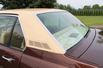 1977 Chevrolet Nova 305 V8, po renovaci - 10