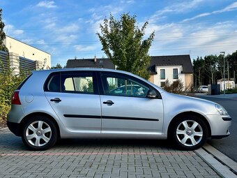 Volkswagen Golf 2.0TDi 4x4 115TKM TOP STAV - 10