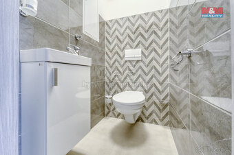 Prodej bytu 3+kk, 74 m², se zahradou ve Vochově - 10