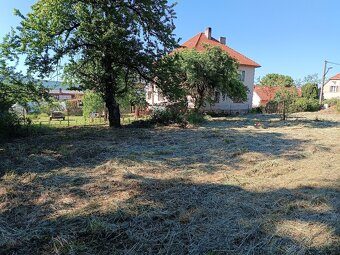 Stavební pozemek - prodej - 10