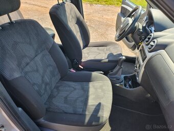 Dacia Logan 1.6 7 míst MCV - 10