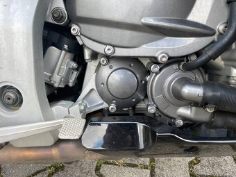 Yamaha FJR 1300 - 10