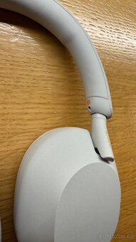 Sluchátka Sony WH-1000XM5 - 10