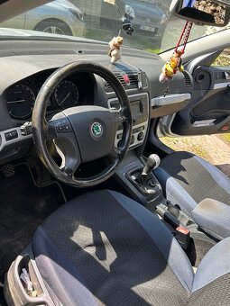 Škoda octavia scout - 10