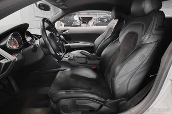 Audi R8 Coupé 4.2 FSI V8 Quattro - 10
