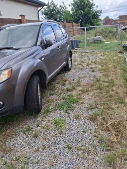 Mitsubishi Outlander 2007 na náhradní díly - 10