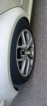 Volkswagen Golf - 10