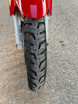 Honda CBR 125R – TOP stav – A1 – nová TP, nájezd 25 463 km - 10