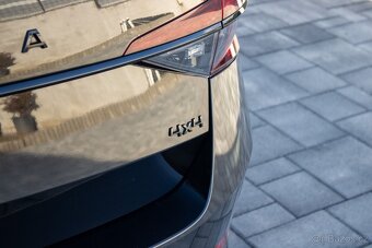 Škoda Superb Combi 2.0 TDI Sportline 4x4 DSG /AJ NA SPLÁTKY/ - 10