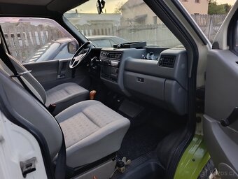 Transporter 2.4 vysoký obytny Volkswagen - 10