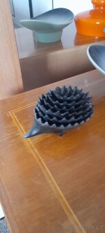 Retro popelník jezek a miska Kravsko 60. Léta - 10